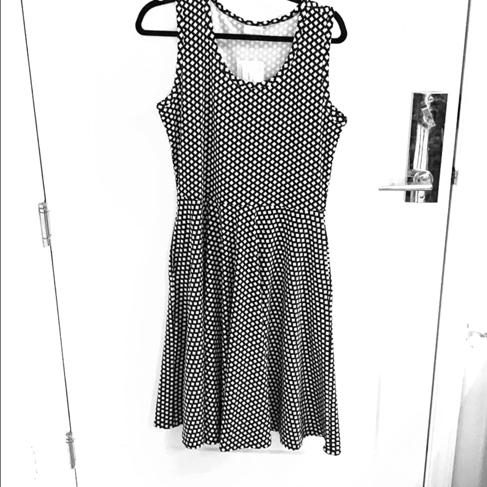 LuLaRoe black and white skater dress